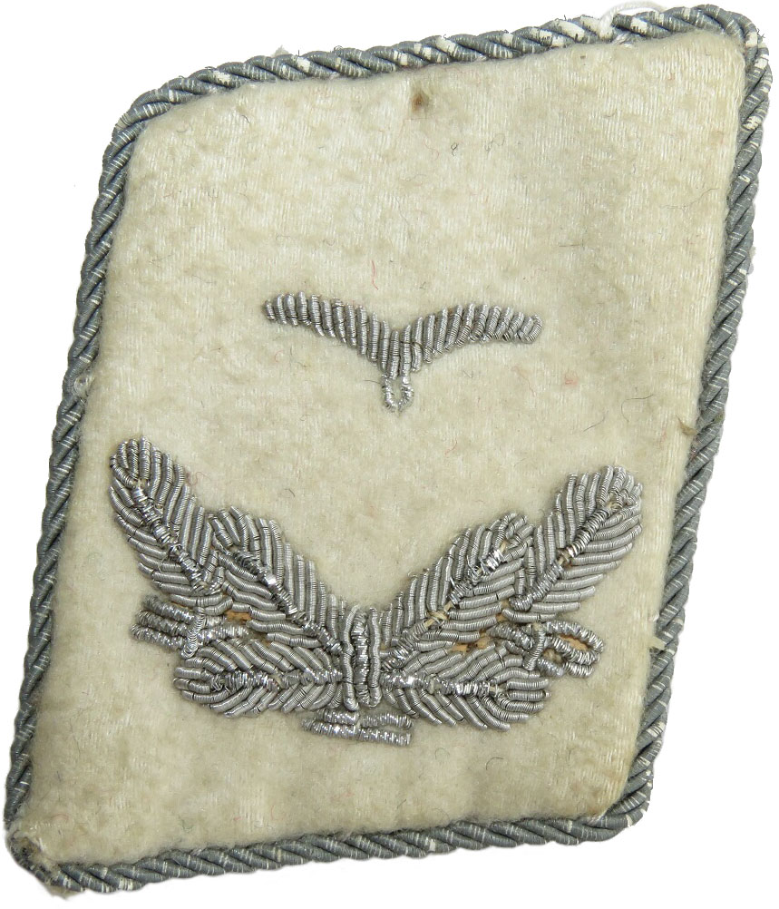 Hermann Goering Division Right Side Lieutenant Collar Tab