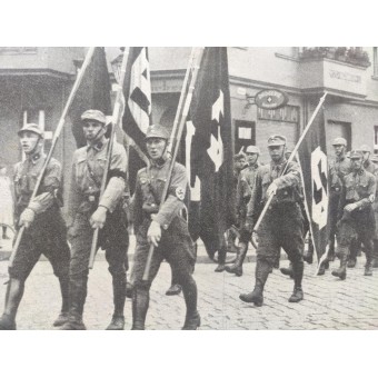 Varhainen NSDAP:n ennen vuotta 1933 ilmestynyt Illustrierter Beobachter -lehti numero 37 vuodelta 1932.. Espenlaub militaria