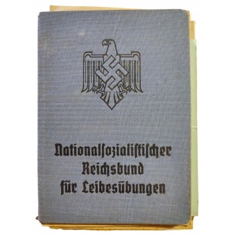 National-Socialist Reich Association for Physical Exercise medlemsbok med några ytterligare dokument. Espenlaub militaria