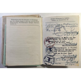 Livre des membres de lAssociation du Reich national-socialiste pour lexercice physique avec dautres documents. Espenlaub militaria