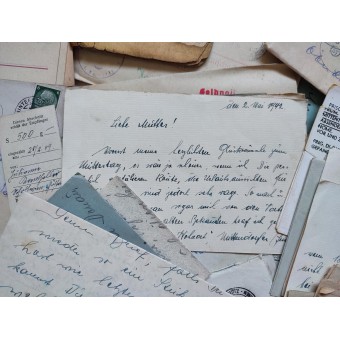 Plus de 100 lettres, principalement des Feldpost de 1940-1945. Espenlaub militaria