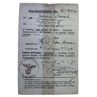 Doorgangsbewijs voor het vliegveld Wien-Aspern afgegeven in 1941. Espenlaub militaria