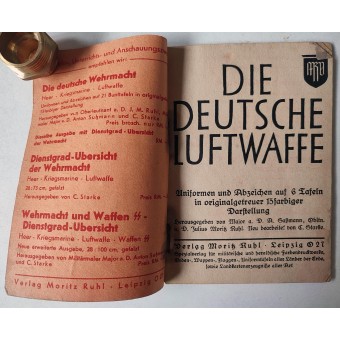 Tablas de uniformes e insignias de la Luftwaffe, edición de bolsillo. Espenlaub militaria