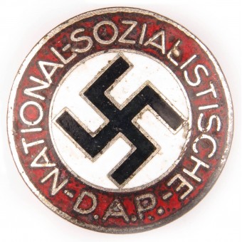 NSDAP medlemsmärke i jaklapp Matthias Oechsler & Söhne stål. Espenlaub militaria