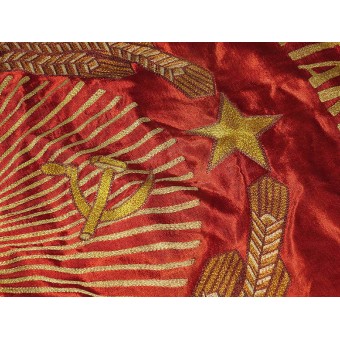 Post WW2 Latvian Soviet Republic Flag. Espenlaub militaria