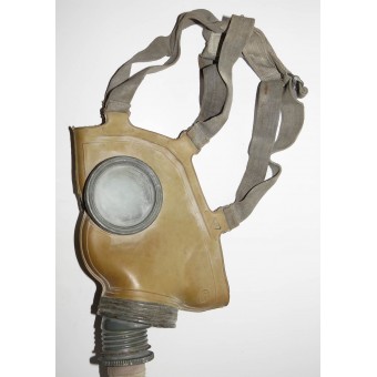 Masque à gaz L3 de lArmée rouge davant la Seconde Guerre mondiale avec masque O-11. Espenlaub militaria