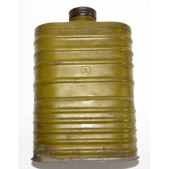Oil can made from a gas mask filter. Espenlaub militaria