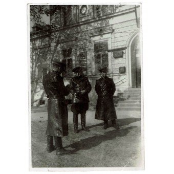 Officier van het Rode Leger in leren uniform. Espenlaub militaria