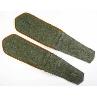 Shoulder straps of Russian collaborators in Wehrmacht. Espenlaub militaria