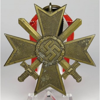 Kriegsverdienstkreuz KVK2 aus Zink vom Ende des 2.. Espenlaub militaria