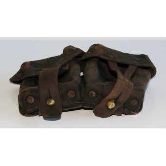 Pochette à munitions en cuir pour fusil Mosin. Espenlaub militaria