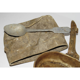Battle relic find soviet mess kit and spoon. Espenlaub militaria