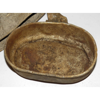 Battle relic find soviet mess kit and spoon. Espenlaub militaria