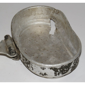 Поврежденный в бою немецкий котелок из-под Ленинграда. Espenlaub militaria