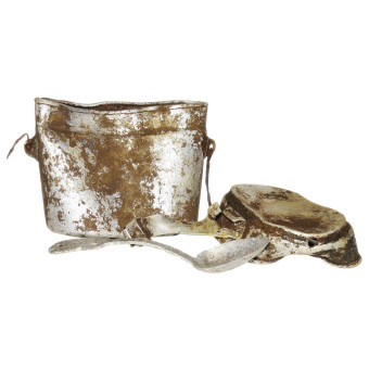 Battlefield relic Soviet Mess kit with spoon. Espenlaub militaria