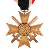 Croix du Mérite de guerre de la Monnaie avec les épées Grade 2