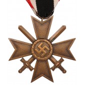 Rare fabricant Croix du Mérite de la Guerre 