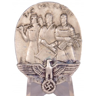 Tag der Arbeit 1935 Insignia, C. TH. DICKE. Espenlaub militaria