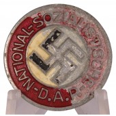 Distintivo del partito nazista in zinco, RZM M1/17, Assmann