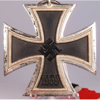 Eisernes Kreuz 2. Klasse mit Papiertüte. Espenlaub militaria