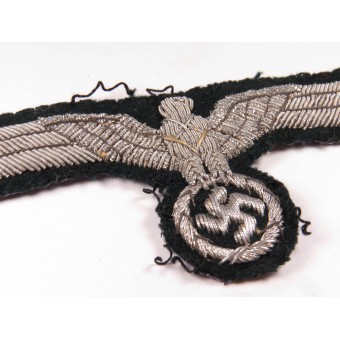 Embroidered Officers Breast Eagle removed from the uniform. Espenlaub militaria