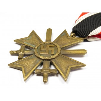 65 Klein et Quenzer Croix du mérite de guerre avec épées de 2e classe. Espenlaub militaria