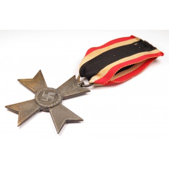 88 Werner Redo Kruis van Verdienste 2e Klasse op een lint. Espenlaub militaria