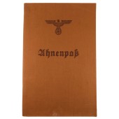Ahnenpass Arjalaisen sukulinjan esi-isien kirja