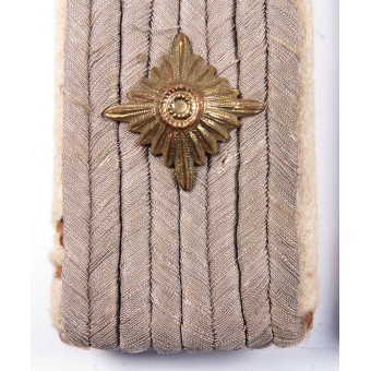 Infantry Oberleutnants Shoulder Boards. Espenlaub militaria