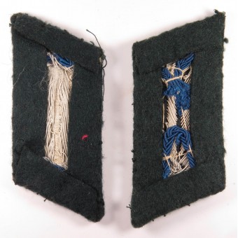 Medical Officers Collar Tabs with dark blue Waffenfarbe. Espenlaub militaria