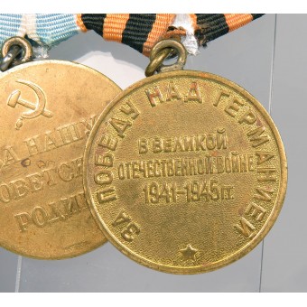 Nastrino con 3 medaglie da veterano dellArmata Rossa della Seconda Guerra Mondiale. Espenlaub militaria
