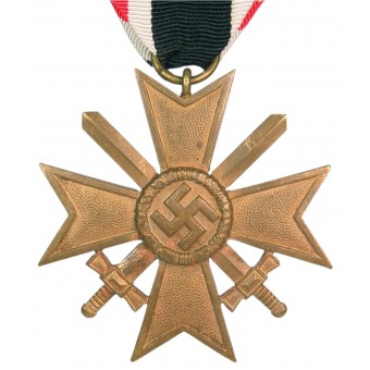 Tombak Kriegsverdienstkreuz mit Schwertern 2. Klasse. Espenlaub militaria
