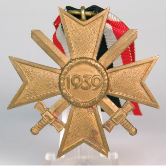 Tombak Kriegsverdienstkreuz mit Schwertern 2. Klasse. Espenlaub militaria