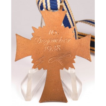 Материнский крест в бронзе Ehrenkreuz der Deutschen Mutter. Espenlaub militaria
