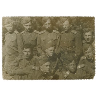 Foto de grupo de los soldados y suboficiales soviéticos. Espenlaub militaria