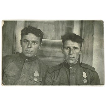 Zwei sowjetische Leutnants im Jahr 1943. Espenlaub militaria