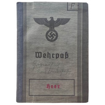 The Wehrpass document for a member of Armee-Pferde-Park 590. Espenlaub militaria