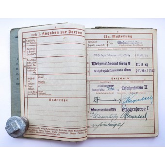 The Wehrpass issued to a person who failed medical check. Espenlaub militaria