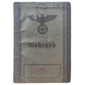 De Wehrpass uitgegeven aan een soldaat die deelnam aan de Poolse campagne 1939
