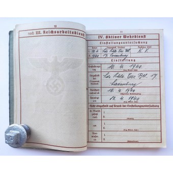 Wehrpasset som utfärdades till en veteran från första världskriget och senare medlem av Landesschuetzen-enheten.. Espenlaub militaria