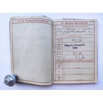 The Wehrpass issued to Gefreiter of Luftwaffe. Espenlaub militaria