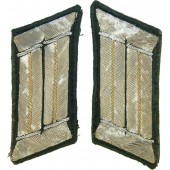 Linguette per colletto del Terzo Reich Wehrmacht per ufficiale di fanteria. Tunica rimossa