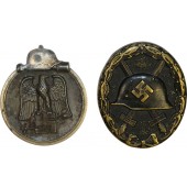 Lote de 2 condecoraciones: insignia de herido en negro y medalla del Ostfront 1941-42