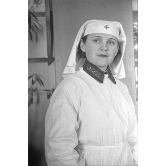 Soviet Russian female headgear for military nurse. Espenlaub militaria