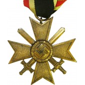 KVK 2 Kriegsverdienstkreuz 64 geprägt von Gottlieb Friedrich Keck & Sohn