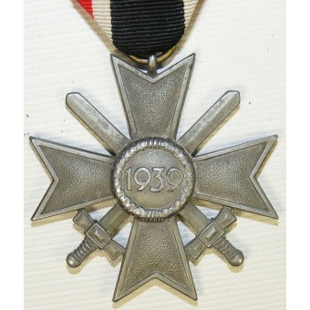 KVK clase II Kriegsverdienstkreuz 107 marcada por Carl Wild. Espenlaub militaria
