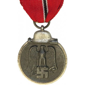 Medaille für den Wintereinsatz an der Ostfront 1941-42, bezeichnet mit 100.. Espenlaub militaria