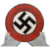 Знак члена партии НСДАП с маркировкой M 1/163 RZM