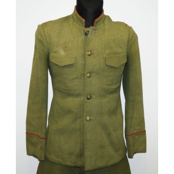 Puna -armeijan M1943 upseerien housut ja tunika. Espenlaub militaria