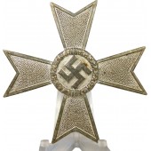 Крест за военные заслуги 1 класса без мечей. Маркировка " 50 " Karl Gschiermeister